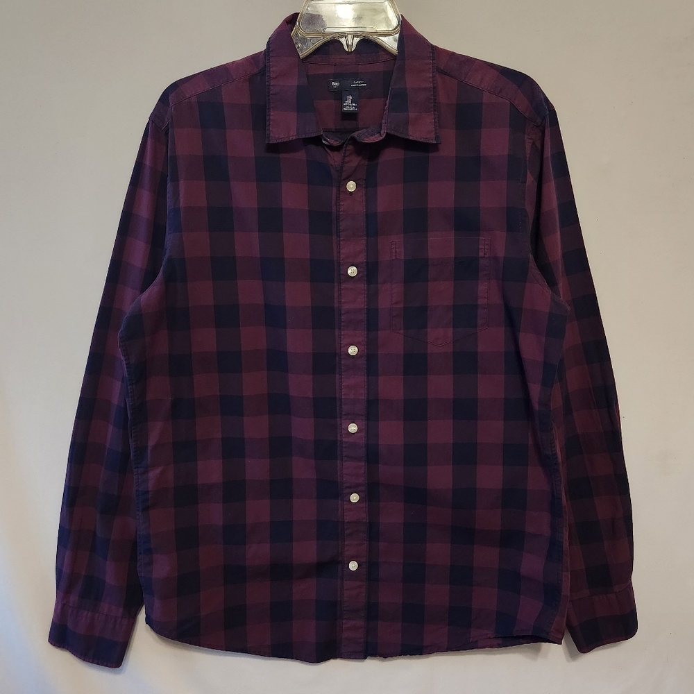 GAP Plaid Long Sleeve Button Down